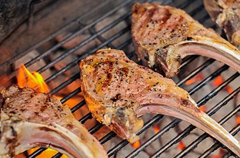 Costolette di agnello alla griglia all’orientale