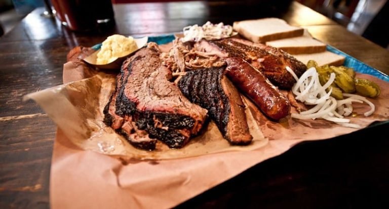 Franklin Barbecue - il piatto