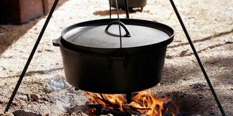 dutch oven o forno olandese