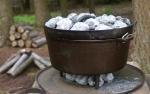 Forno Olandese In Ghisa Wiltec - 4 Litri - Con Sottopentola E Sollevacoperchio - Per Campeggio - Foto 3