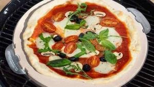 Pizza al barbecue