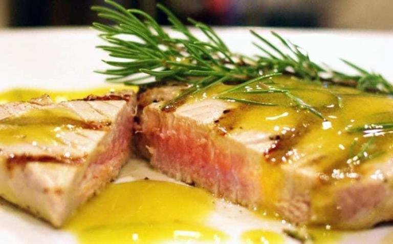 Tonno alla griglia con glassa al limone