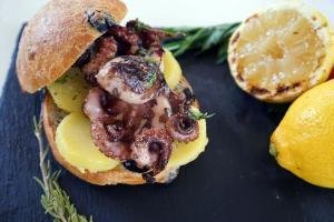 panino con il polpo alla griglia