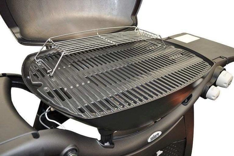 Weber q 3200 black