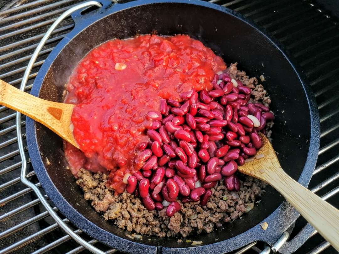 Chili con carne nel forno olandese