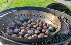 castagne arrostite al barbecue