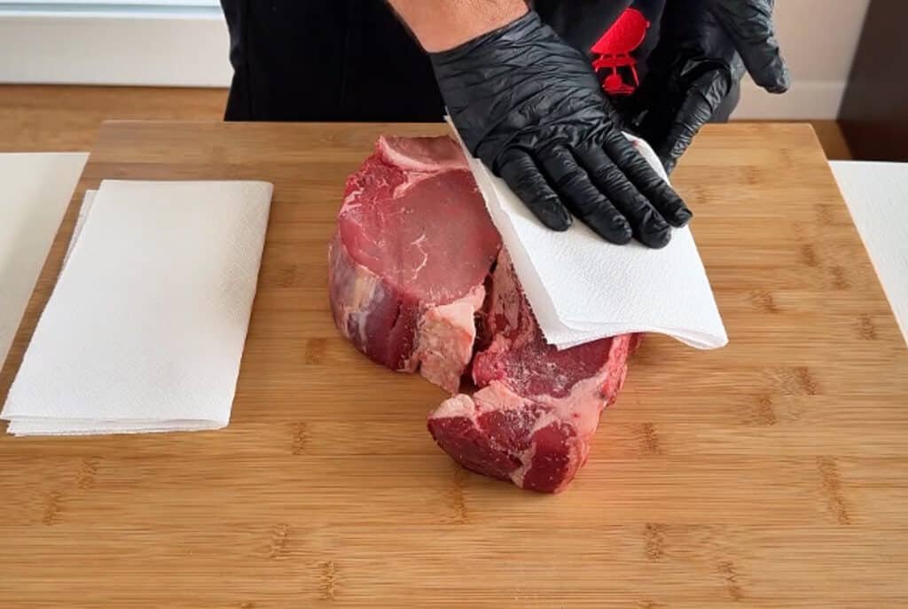 Asciugatura bistecca prima della cottura