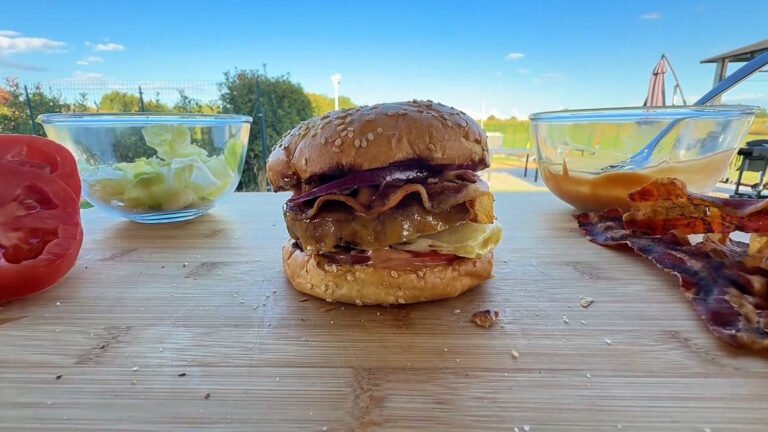 Bacon Cheeseburger